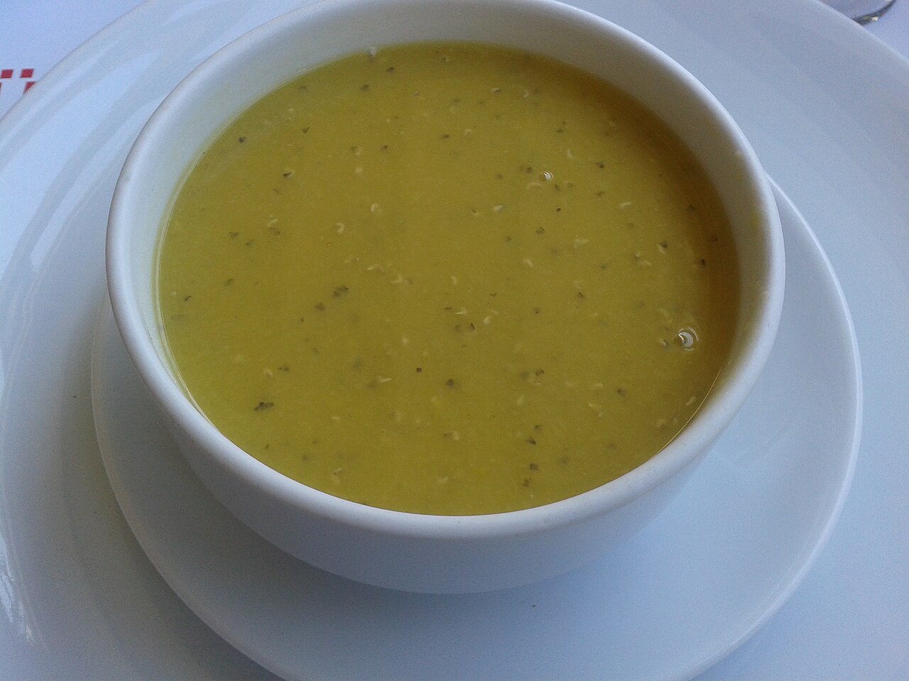 شوربة عدس
